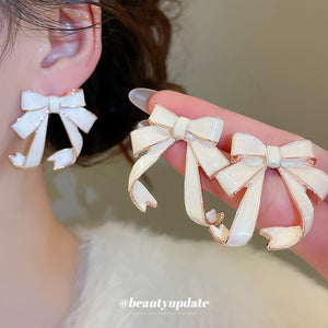 Layered Ribbon Bow Stud Earrings in White or Beige