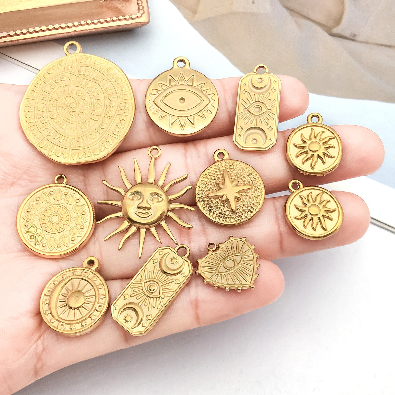 Gold Stainless Steel Sun Evil Eye Round Tag Charm Pendant for DIY Bracelet Necklace