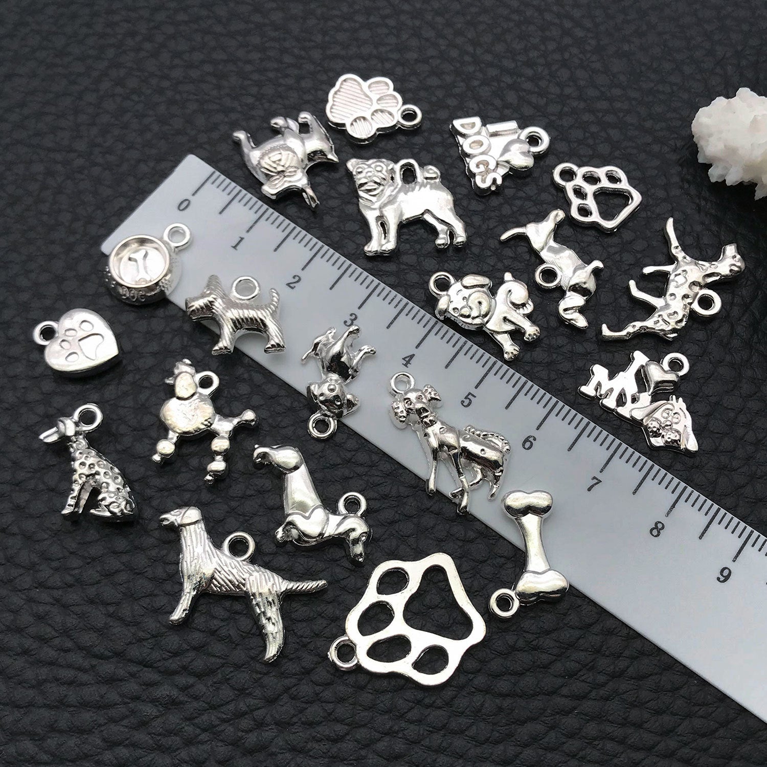 Bright Silver Zinc Alloy Dog Paw Pet Charm Pendant for DIY Necklace Earrings