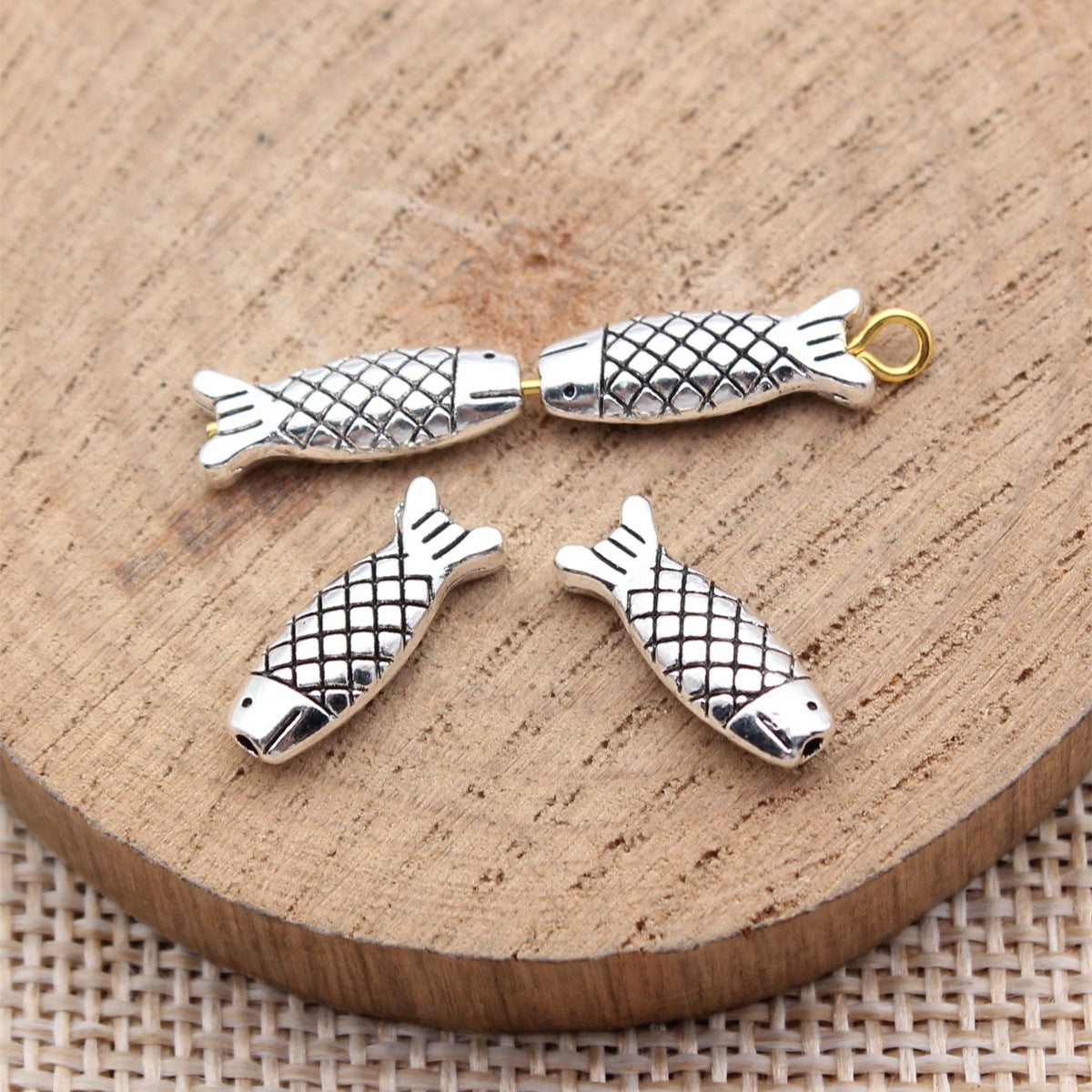 15x5.5x3.6mm 0.86g Antique Silver Zinc Alloy Fish Small Hole Beads for Bracelet Necklace DIY