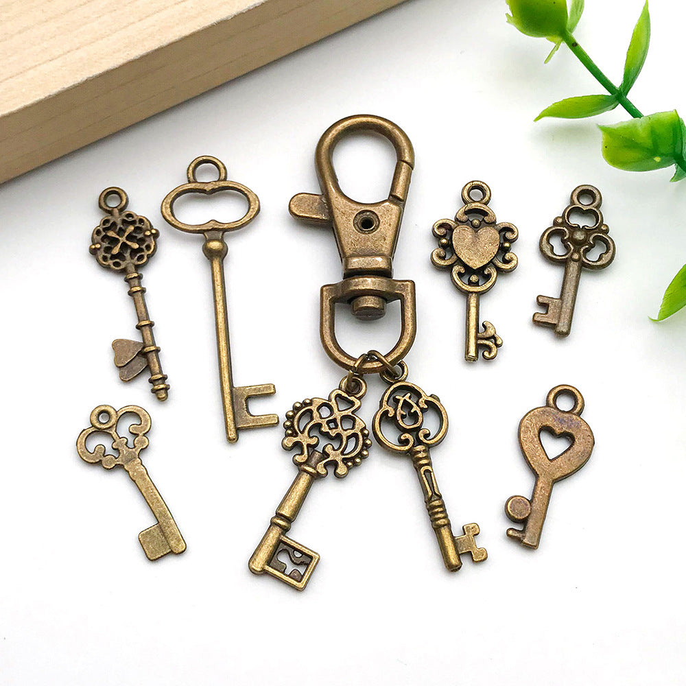 Antique Bronze Zinc Alloy Heart Key Four Leaf Clover Key Charm Pendant for DIY Jewelry