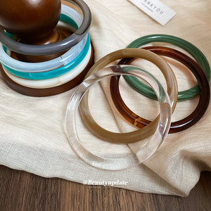 Slim Round Resin Closed Bangle Bracelet In Eight Colors
