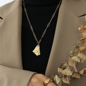 Gold Irregular Portrait Pendant Paperclip Chain Necklace