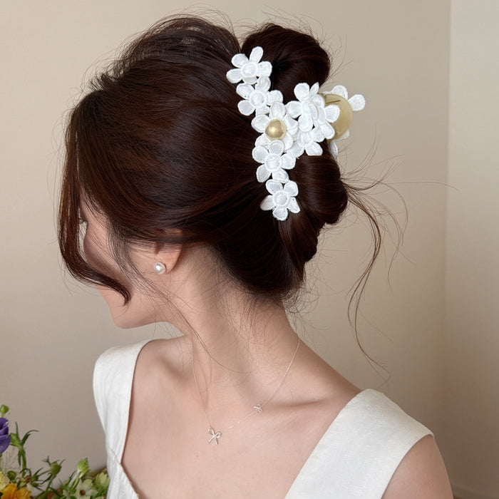 White Embroidered Flower Pearl Claw Clip Hair Accessory