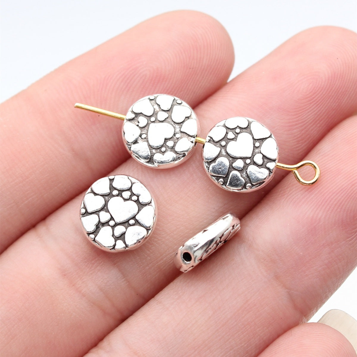 10x10x3mm 1.05g Antique Silver Zinc Alloy Round Heart Pattern Small Hole Spacer Beads for DIY Jewelry