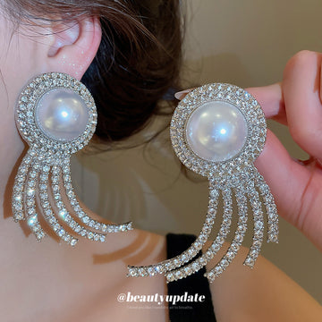 Pearl Like Round Stud Earrings With Curved Stone Tassels