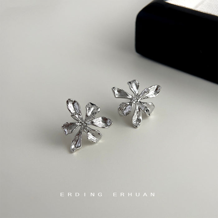 Silver Textured Iris Flower Metal Stud Earrings Pair Style