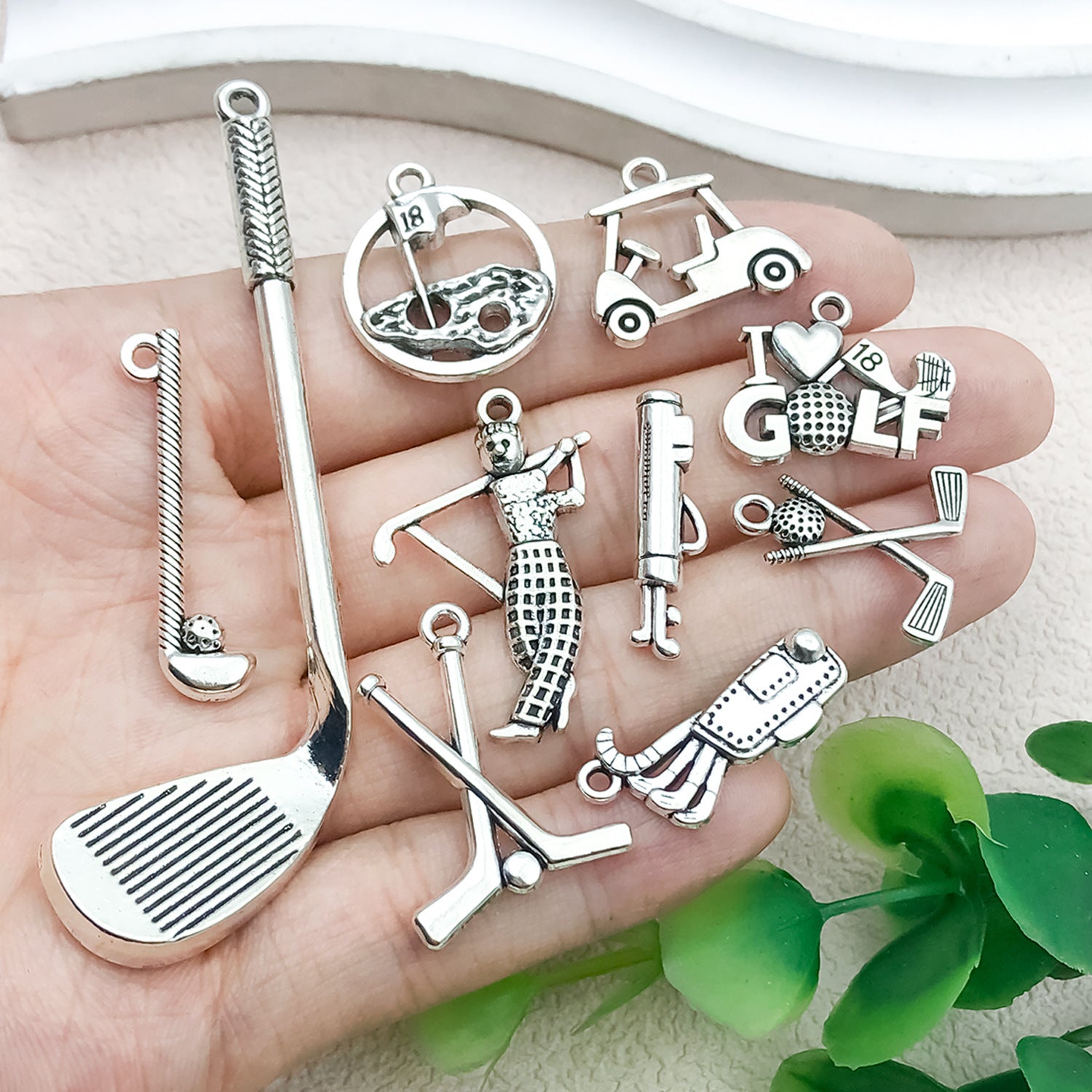 Antique Silver Zinc Alloy Golf Ball Sports Charm Pendant for DIY Keychain Jewelry