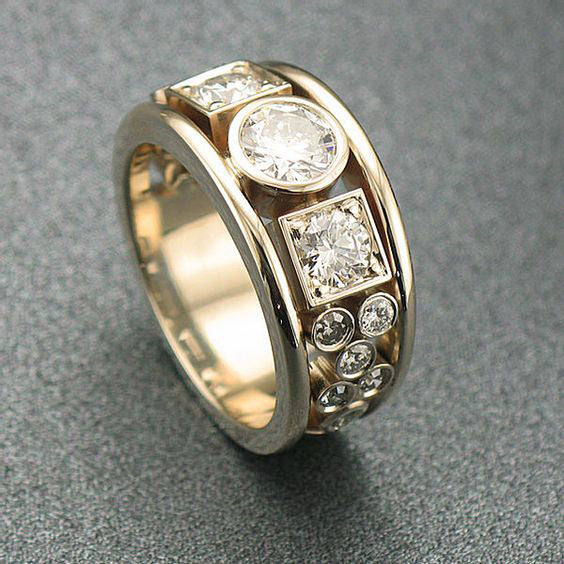 Mixed-Cut Bezel Clear Stone Wide Ring In Polished Gold Tone