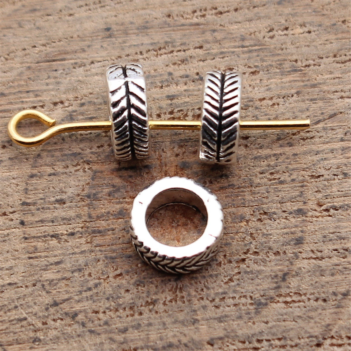 7x7x3mm 0.36g Multi-Color Zinc Alloy Leaf Pattern Large Hole Spacer Beads for DIY Bracelets
