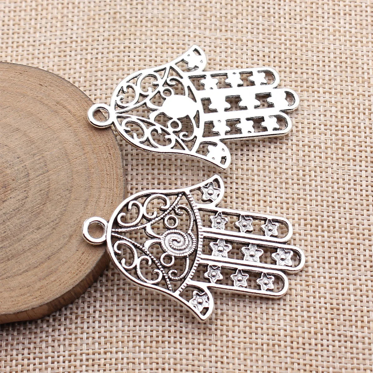 52x35mm 7.6g Antique Silver Zinc Alloy Hollow Flower Fatima Hand Lucky Palm Charm Pendant for DIY Necklace