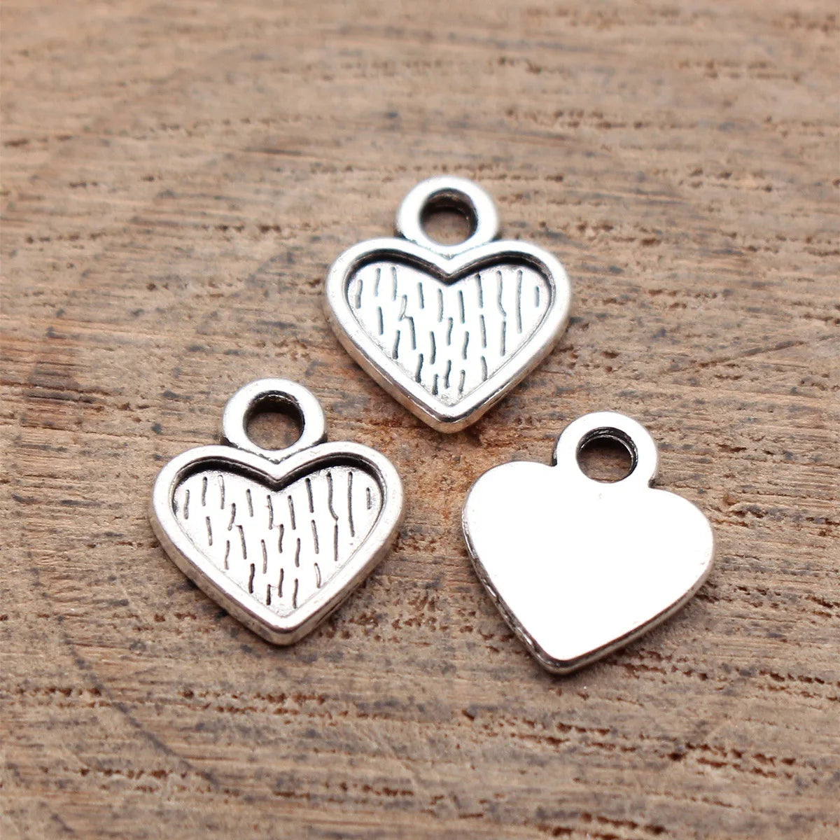 11x9.7mm 0.33g Antique Silver Tone Zinc Alloy Small Heart Charm Pendant for DIY Bracelet Making