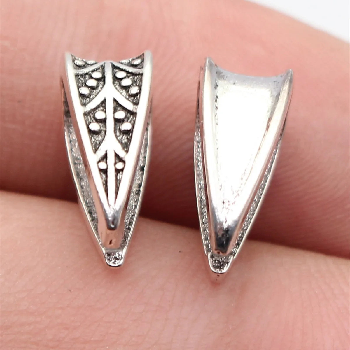 14x9.3x6mm 0.93g Antique Silver Zinc Alloy Carved Melon Seed Pendant Bail Clasp for DIY Jewelry