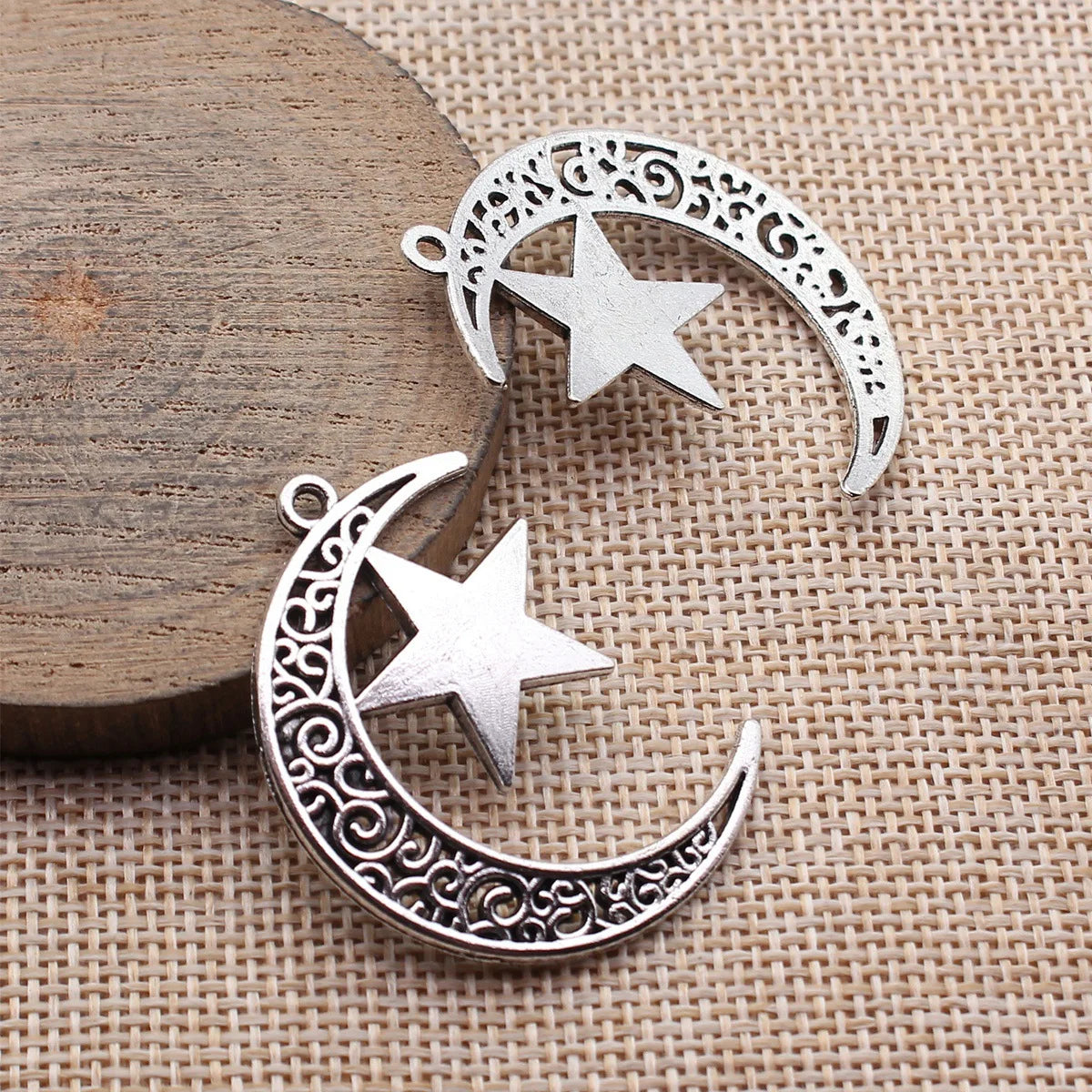 40x30mm 4.3g Antique Silver Zinc Alloy Moon Star Charm Pendant for DIY Necklace Bracelet Making