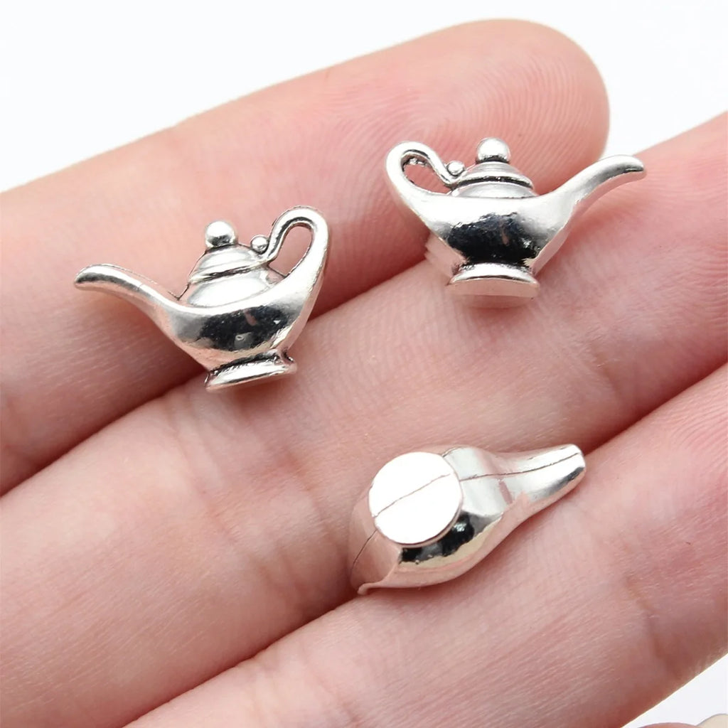 16.5x10.7x8.6mm 2.6g Antique Silver Zinc Alloy 3D Teapot Charm Pendant for DIY Necklace Making