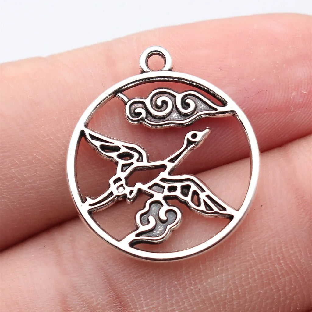 25x22mm 2.1g Antique silver zinc alloy Crane charm pendant for Chinese style jewelry making