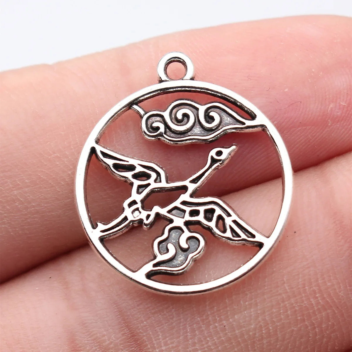 25x22mm 2.1g Antique silver zinc alloy Crane charm pendant for Chinese style jewelry making