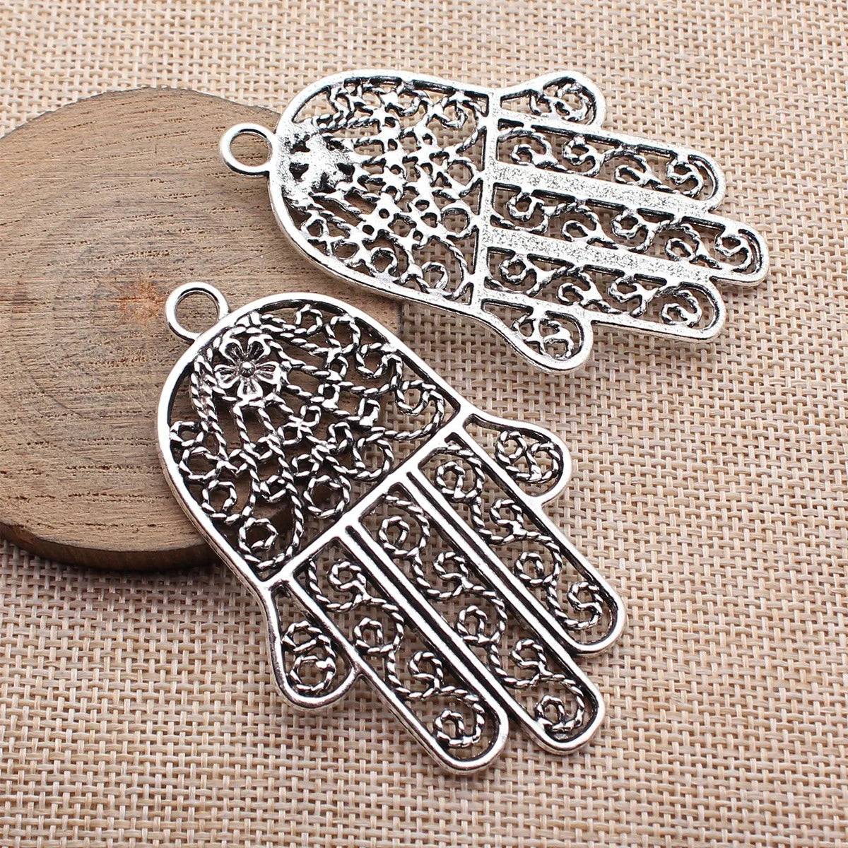 74x47mm 14.2g Antique Silver Tone Zinc Alloy Hamsa Hand Filigree Charm Pendant for DIY Boho Jewelry