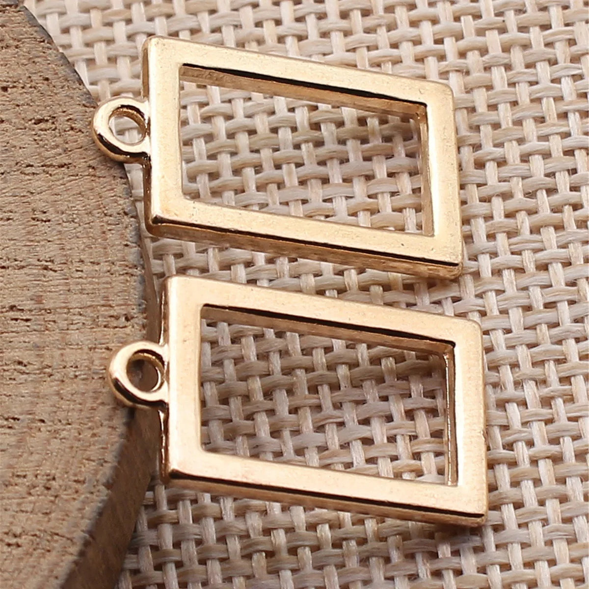 23x13mm 1.7g Multicolor Zinc Alloy Hollow Rectangle Frame Charm Pendant for DIY Earrings