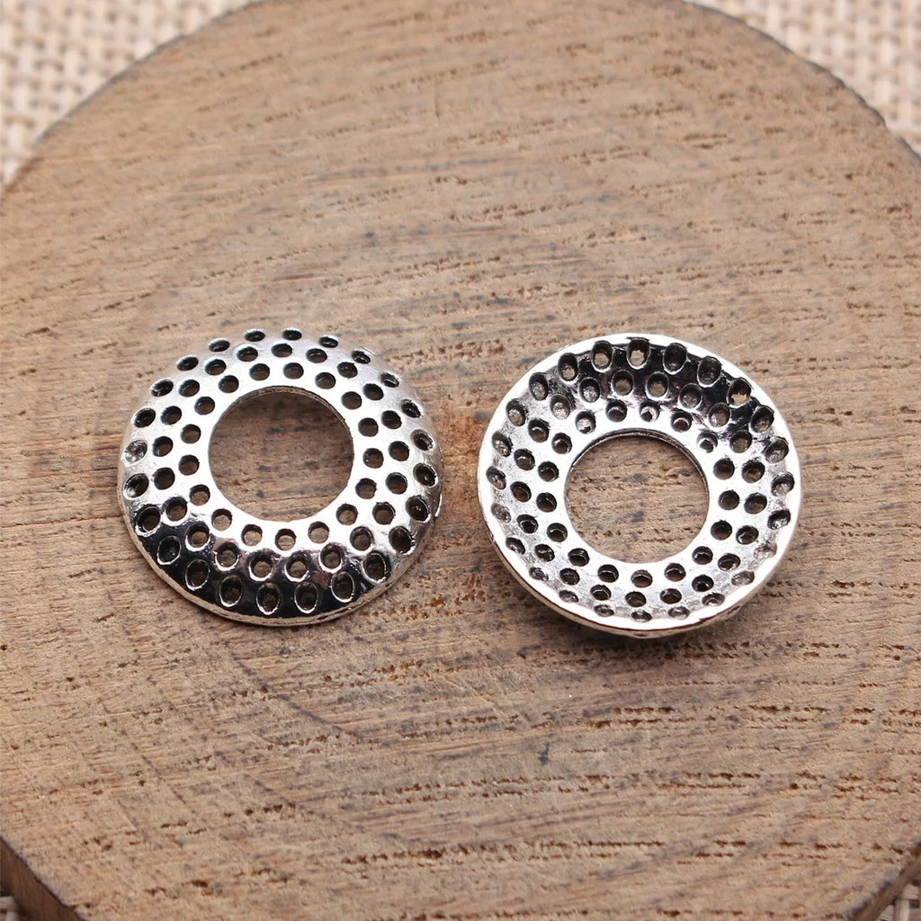 18x18x3.3mm 1g Antique Silver Zinc Alloy Pitted Flower Bead Cap Jewelry Findings for DIY Pendant Making
