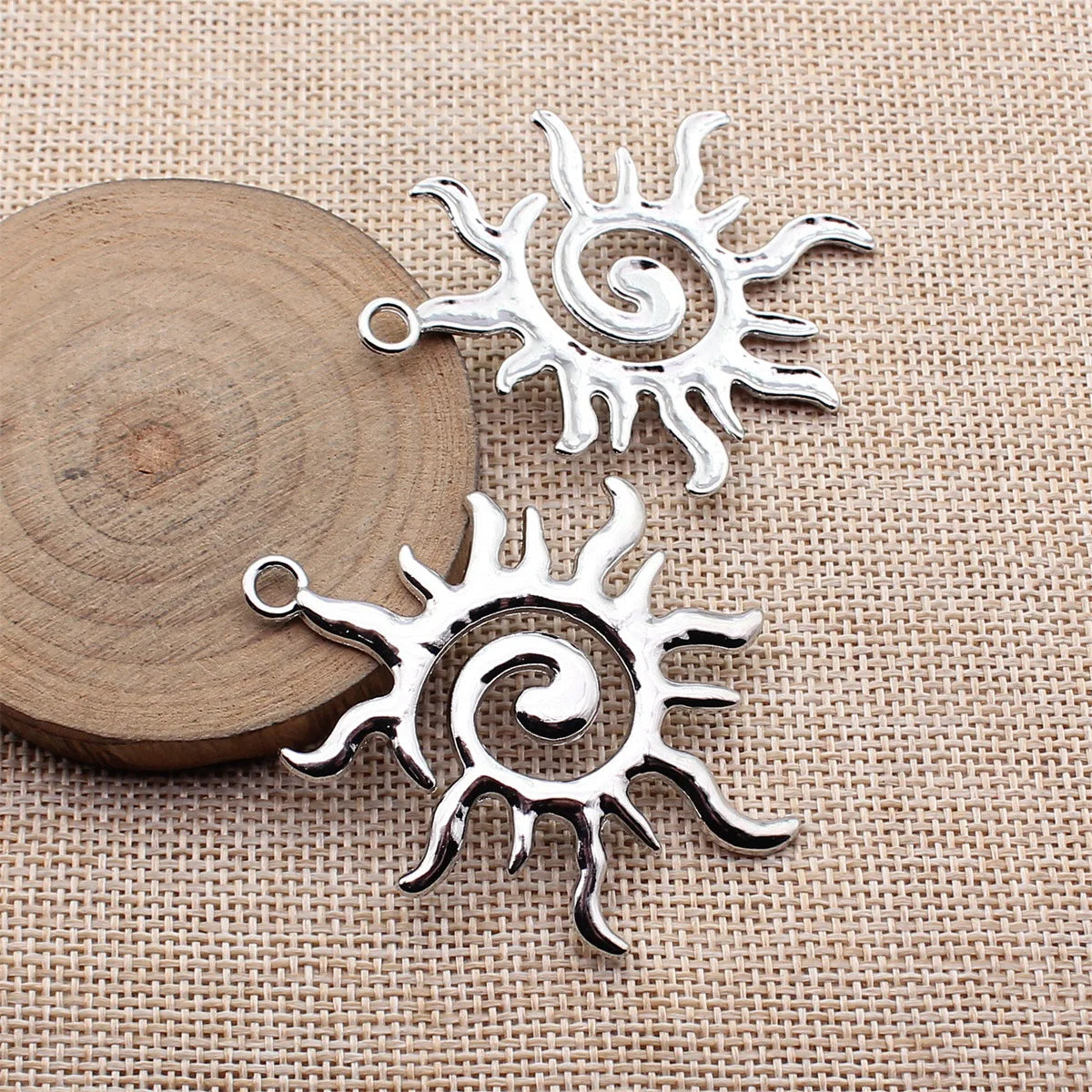 60x48mm 9.1g Multicolor Zinc Alloy Sun Charm Pendant for DIY Necklace Bracelet Earring Making