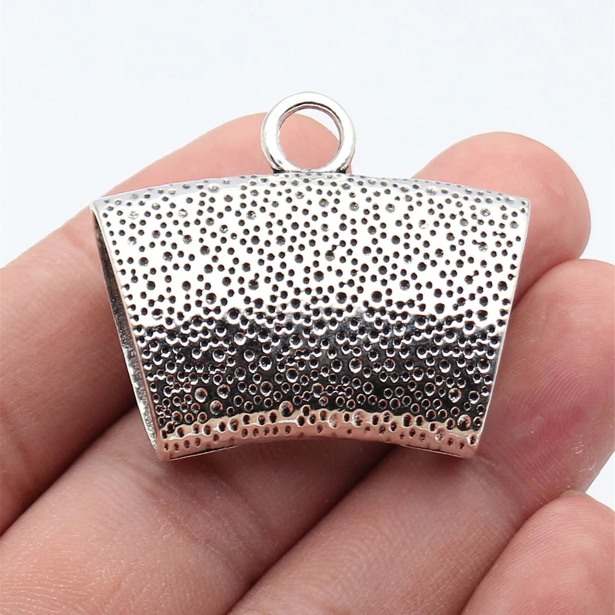 43x36x15mm 8g Antique Silver Zinc Alloy Dotted Scarf Buckle Jewelry Findings for DIY Accessories