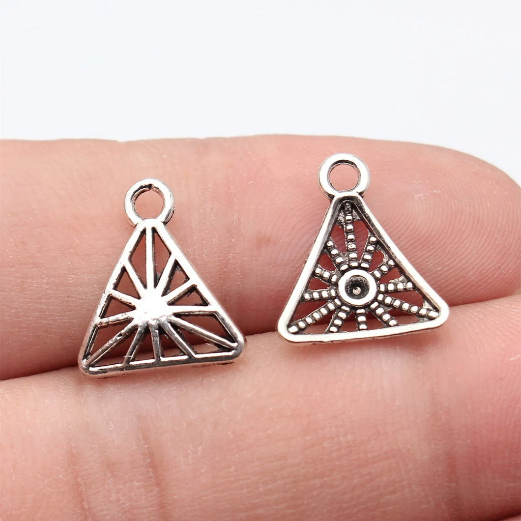 16x14mm 0.59g Antique Silver Zinc Alloy Hollow Triangle Charm Pendant for DIY Earrings Necklace