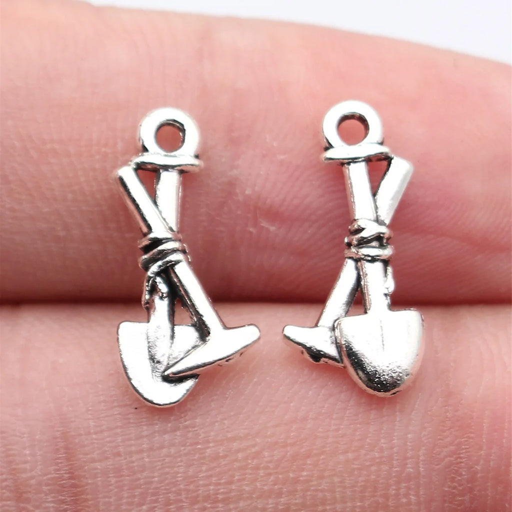 19x8.8mm 0.57g Antique Silver Zinc Alloy Tool Hoe and Shovel Charm Pendant for DIY Garden Theme Jewelry