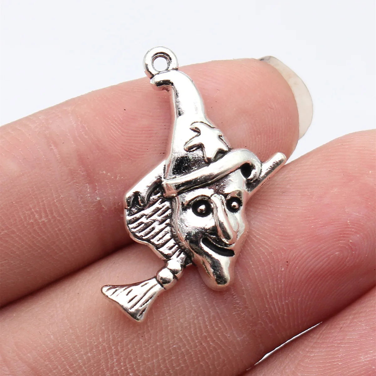 29x25mm 2.5g Antique Silver Zinc Alloy Halloween Broom Wizard Charm Pendant for DIY Jewelry Making