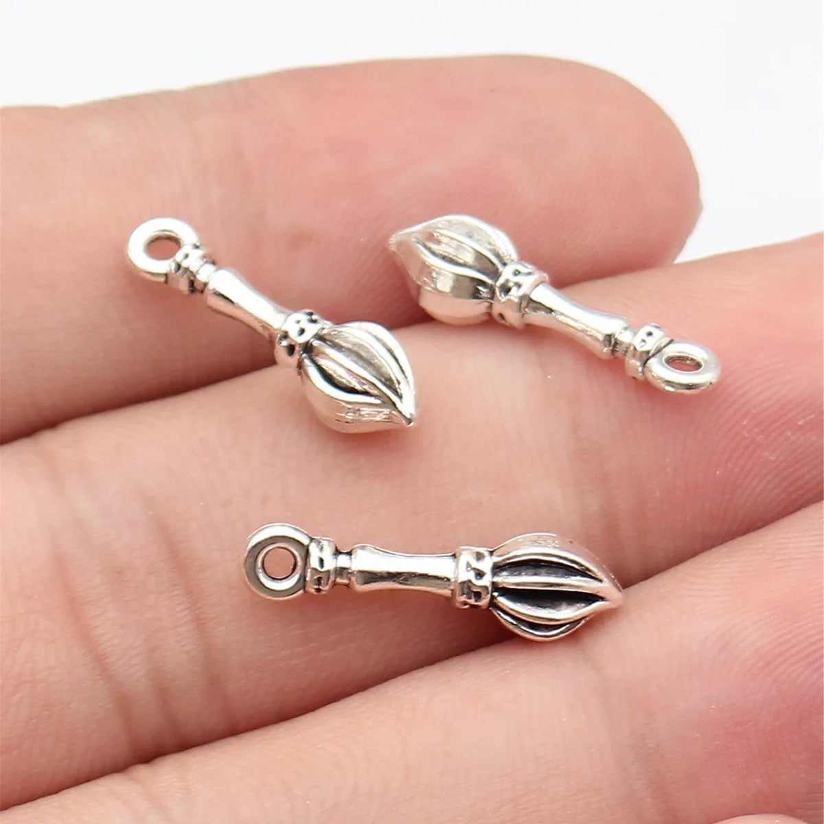 21x5.8mm 1.1g Antique Silver Zinc Alloy Calligraphy Brush charm pendant for DIY jewelry making