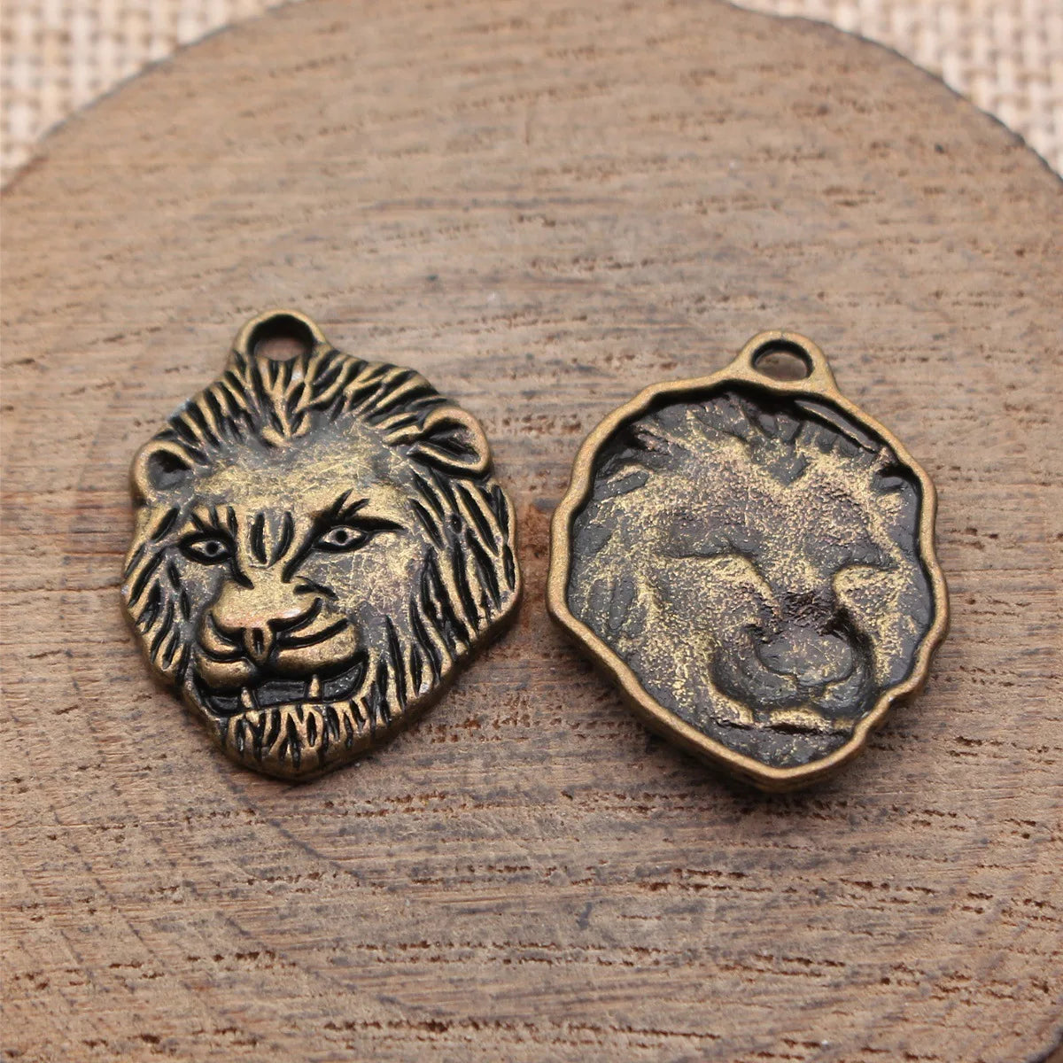23x18mm 2g Multicolor Zinc Alloy Lion Head Charm Pendant for DIY Necklace Bracelet Jewelry Making