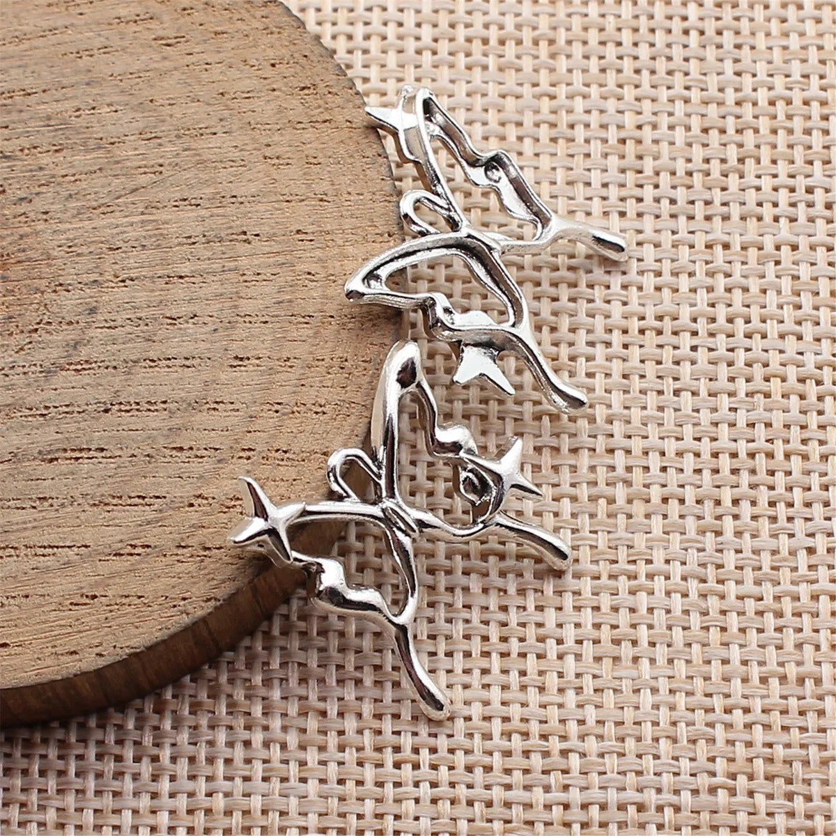 24x20mm 1.8g Antique Silver Zinc Alloy Hollow Starburst Butterfly Charm Pendant for DIY Jewelry Making
