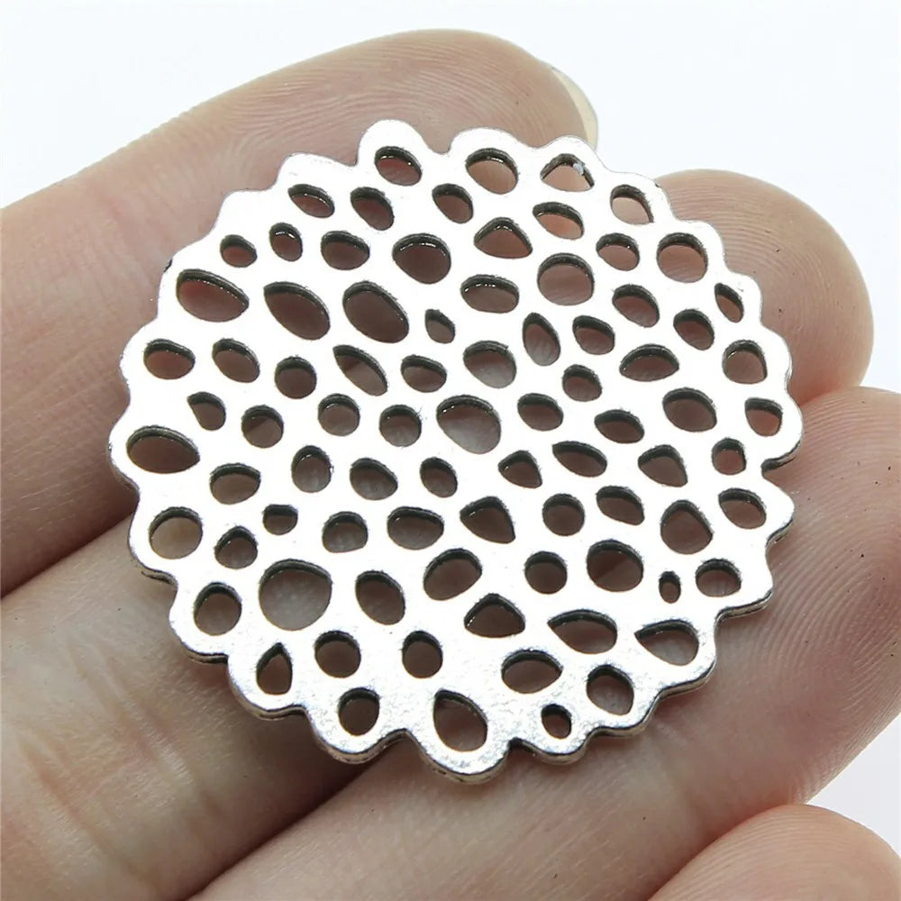 35x35mm 6.5g Antique Silver Zinc Alloy Irregular Multi Hole Flower Plate Charm Pendant for DIY Jewelry