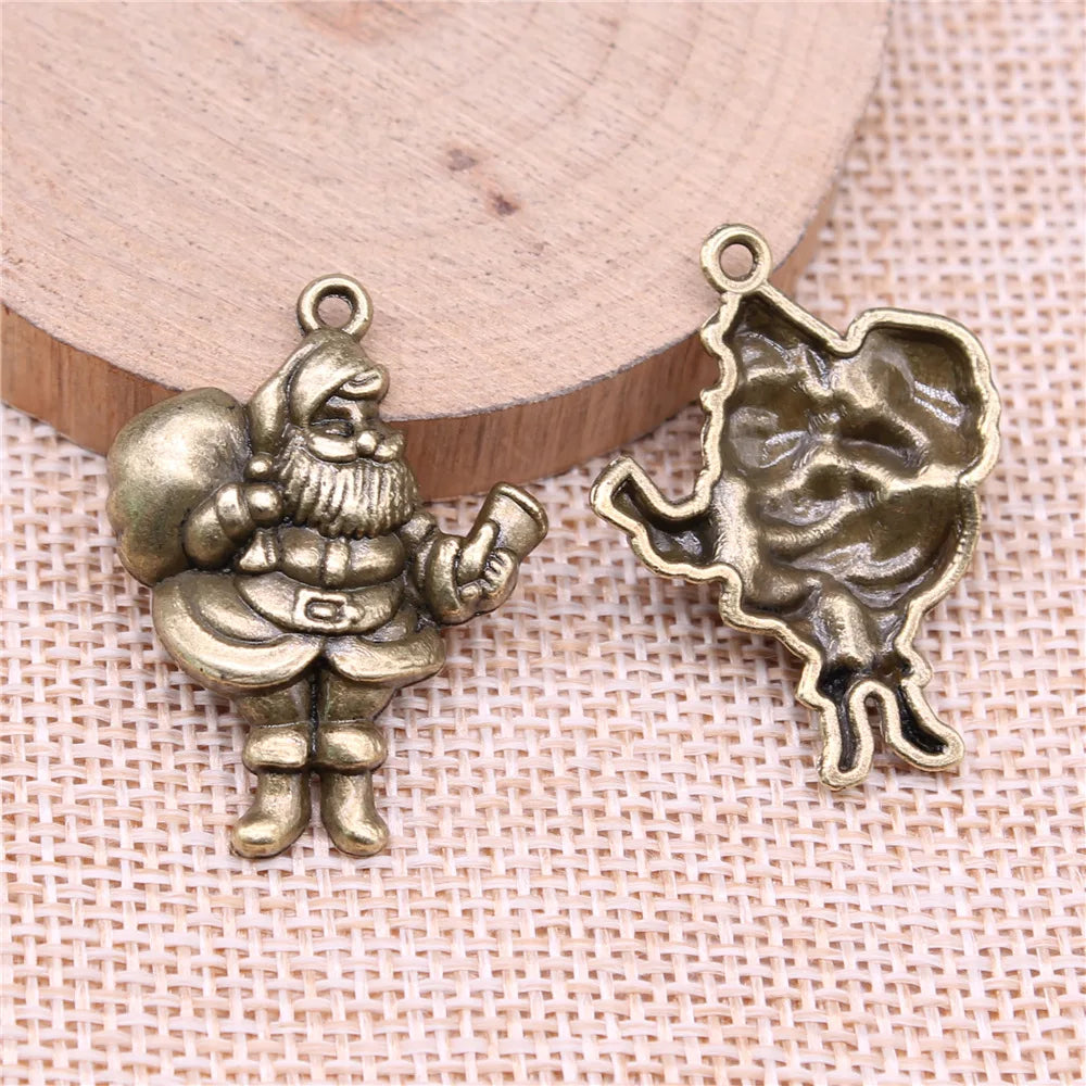 32x25mm 3.2g Multicolor Zinc Alloy Santa Claus Christmas Gift Charm Pendant for DIY Holiday Jewelry