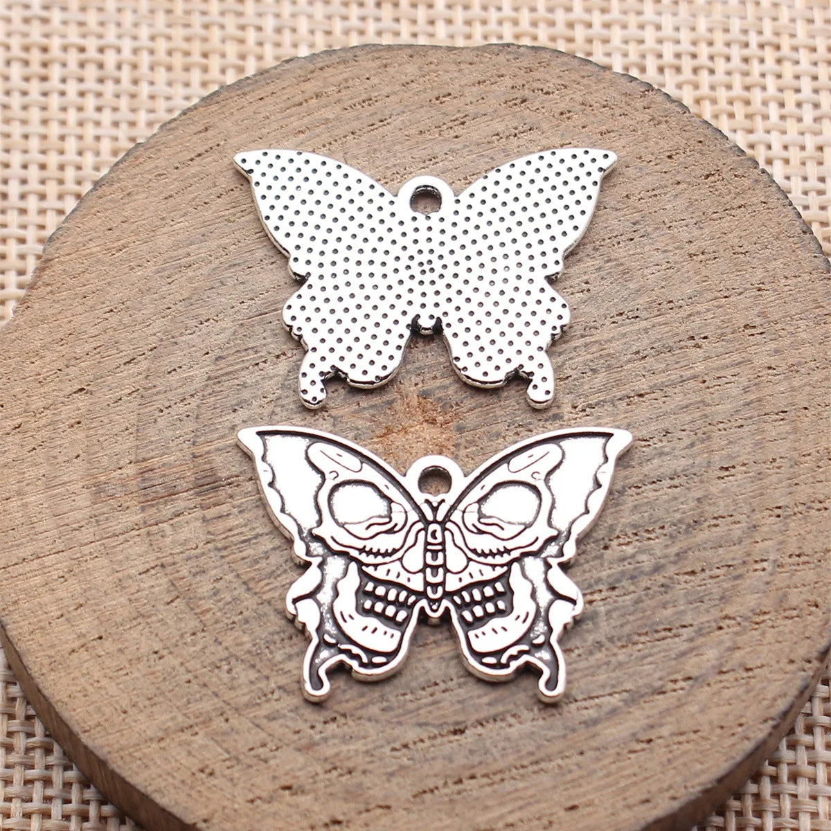 28x20mm 2.2g Antique Silver Zinc Alloy Skull Pattern Butterfly charm pendant for DIY jewelry making
