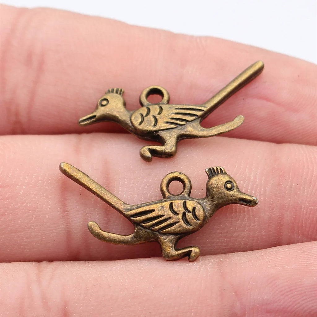 28x13mm 1.5g Antique Bronze Tone Zinc Alloy Roadrunner Bird Charm Pendant for DIY Necklace Making