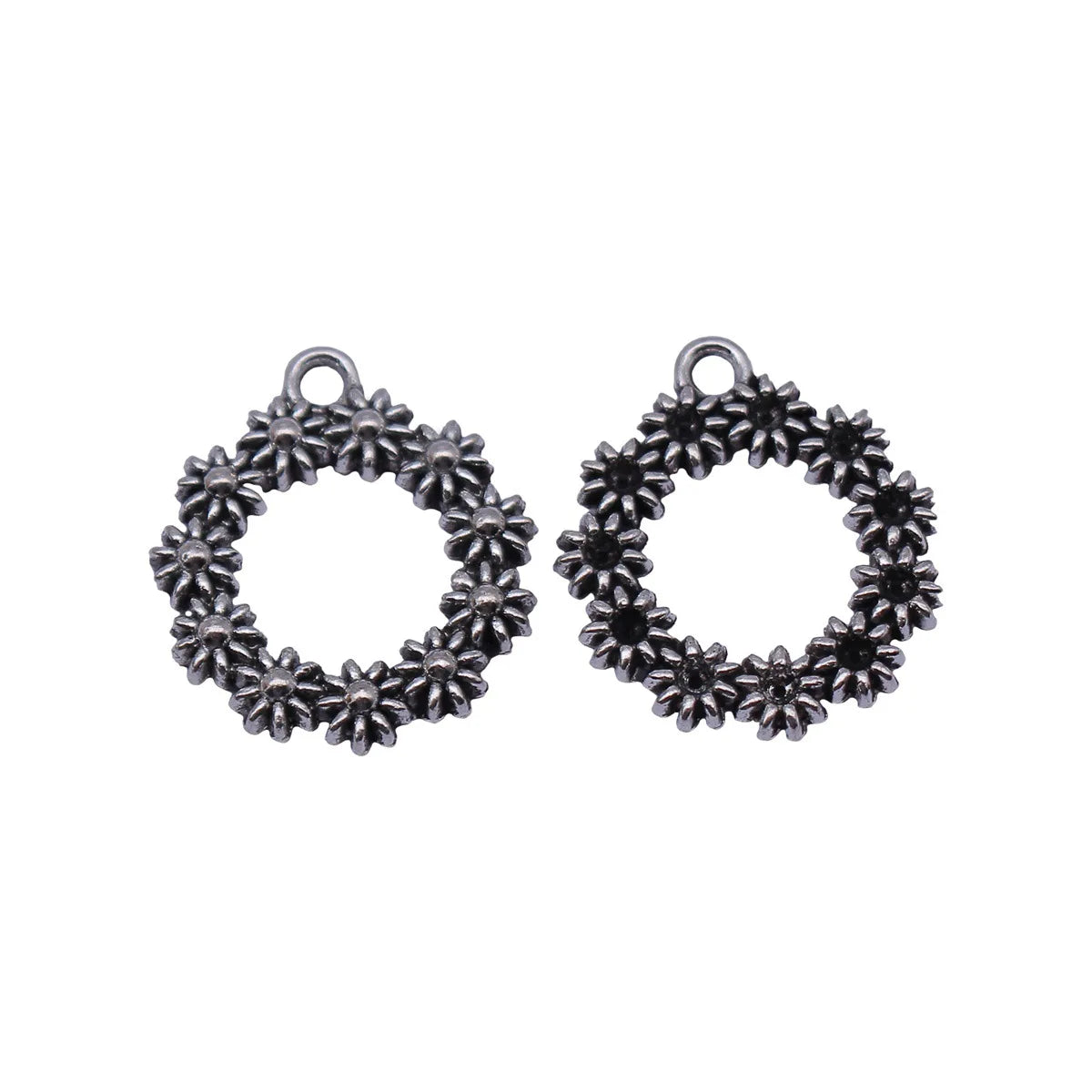 22x20mm 2.3g Antique Silver Zinc Alloy Flower Wreath Charm Pendant for DIY Necklace Making