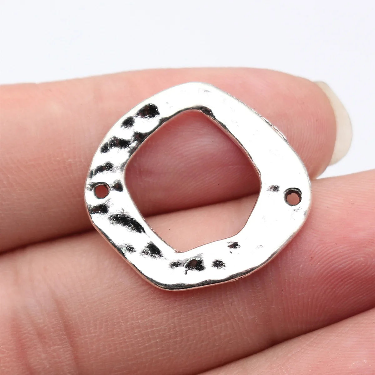 25x24mm 3g Multicolor Zinc Alloy Hammered Irregular Round Ring Connector Charm for DIY Jewelry