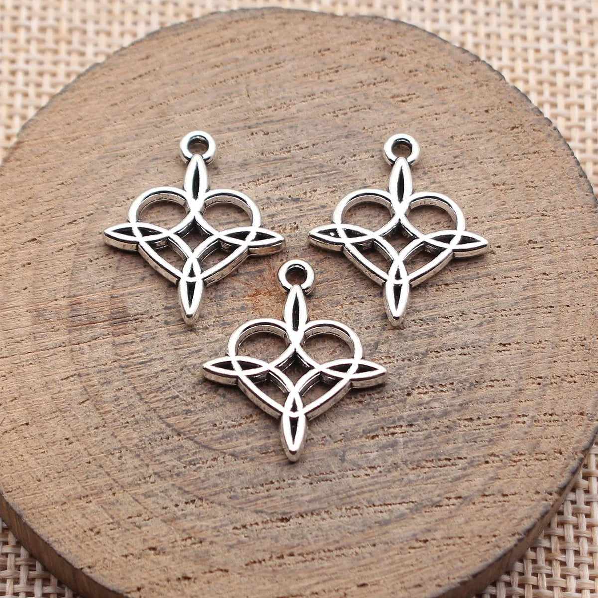 20x17mm 1.2g Antique Silver Zinc Alloy Openwork Heart Cross Star Celtic Knot Hollow Charm Pendant for DIY Jewelry