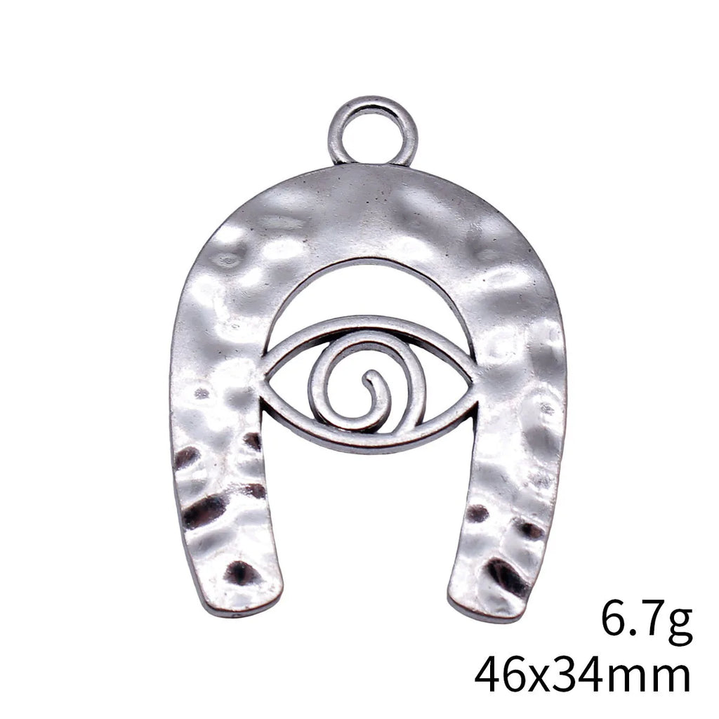 46x34mm 6.7g Antique Silver Zinc Alloy Hollow Eye Hammered Horseshoe Charm Pendant for DIY Jewelry