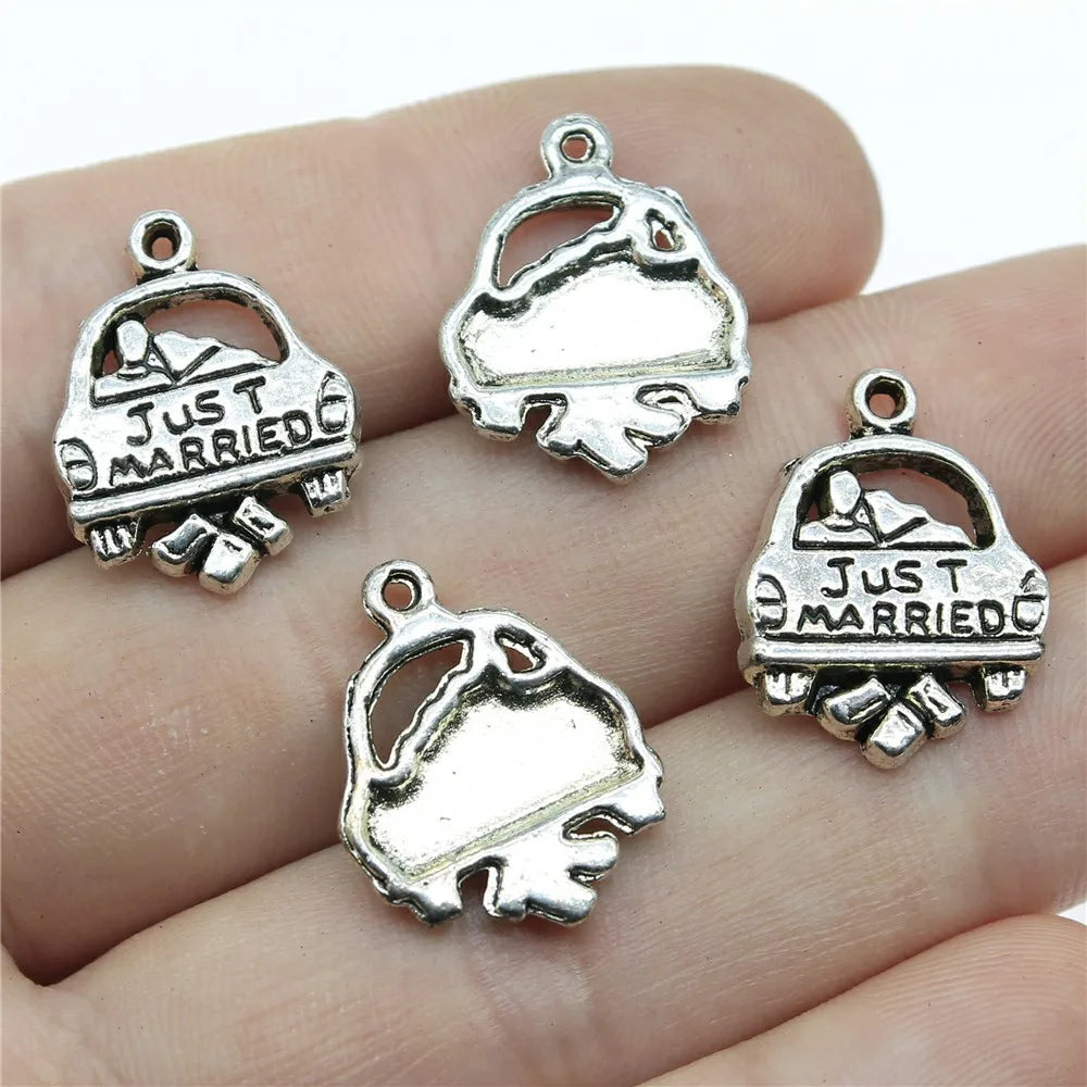 20x15mm 2g Antique Silver Zinc Alloy Just Married Car Charm Pendant for DIY Wedding Jewelry