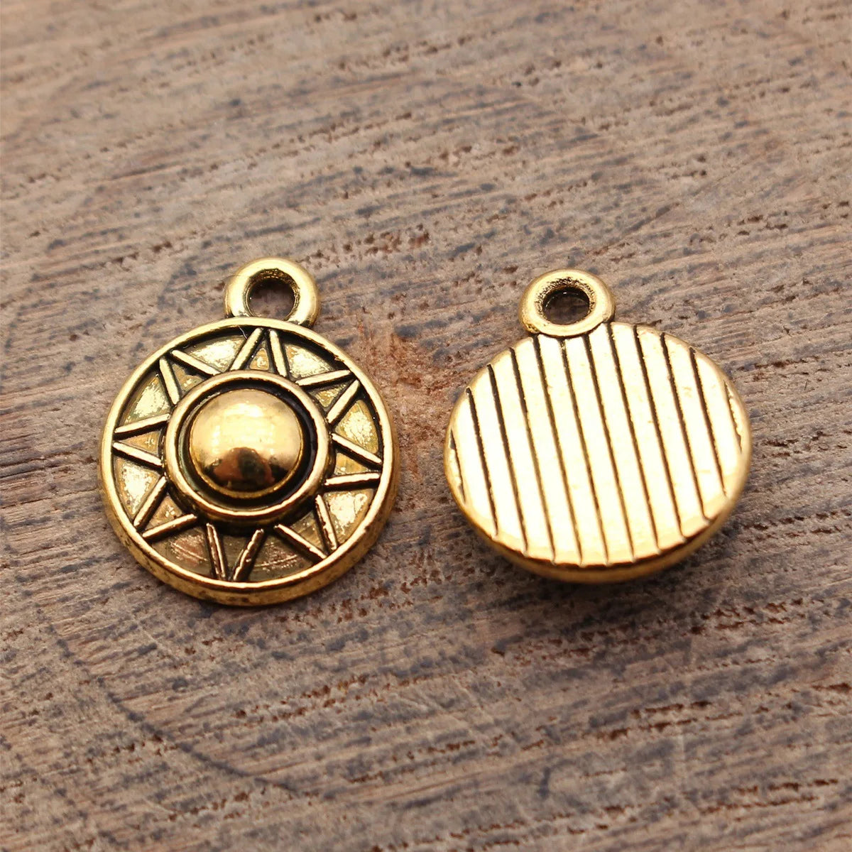 15x12x7.7mm 1.4g Multicolor Zinc Alloy Engraved Round Charm Pendant for DIY Necklace Bracelet Jewelry