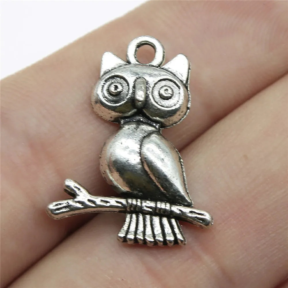 24x18mm 1.7g Antique Silver Zinc Alloy Owl Cat Charm Pendant for Necklace Bracelet Jewelry Making