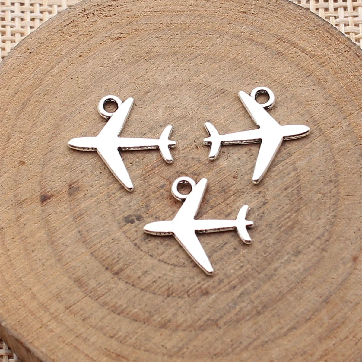 15x14mm 0.4g Antique Silver Zinc Alloy Airplane Charm Pendant for DIY Necklace and Bracelet Making