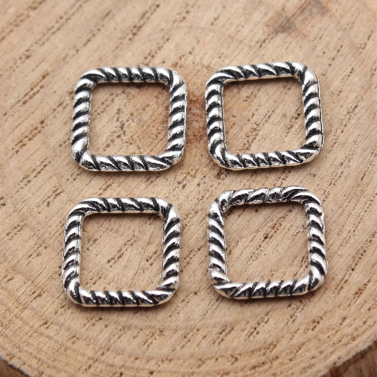 12x12mm 0.35g Antique Silver Zinc Alloy Twisted Square Ring Charm Pendant for DIY Jewelry Making