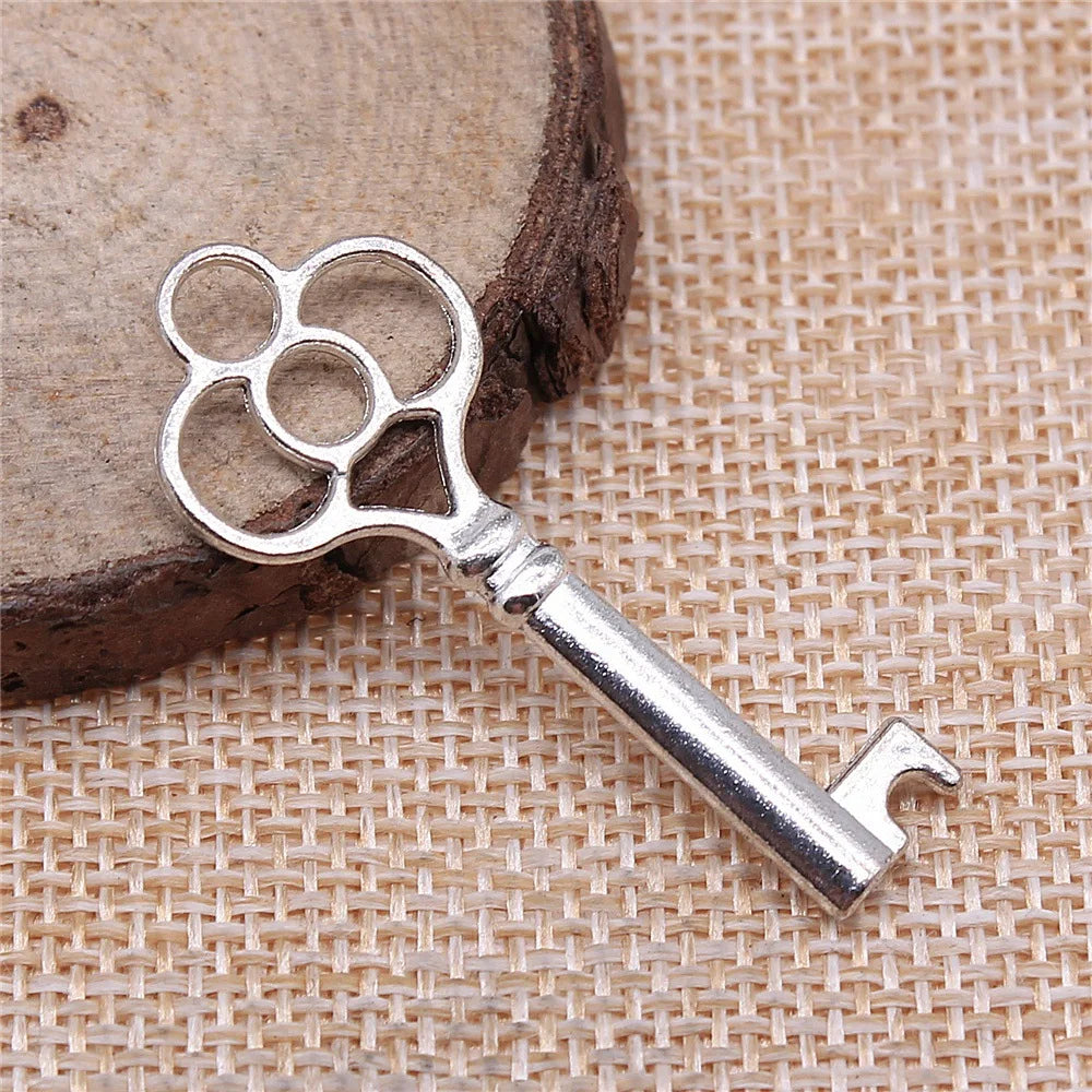43x17mm 2.4g Antique Silver Zinc Alloy Key Charm Pendant for DIY Necklace Bracelet and Zakka Jewelry Making