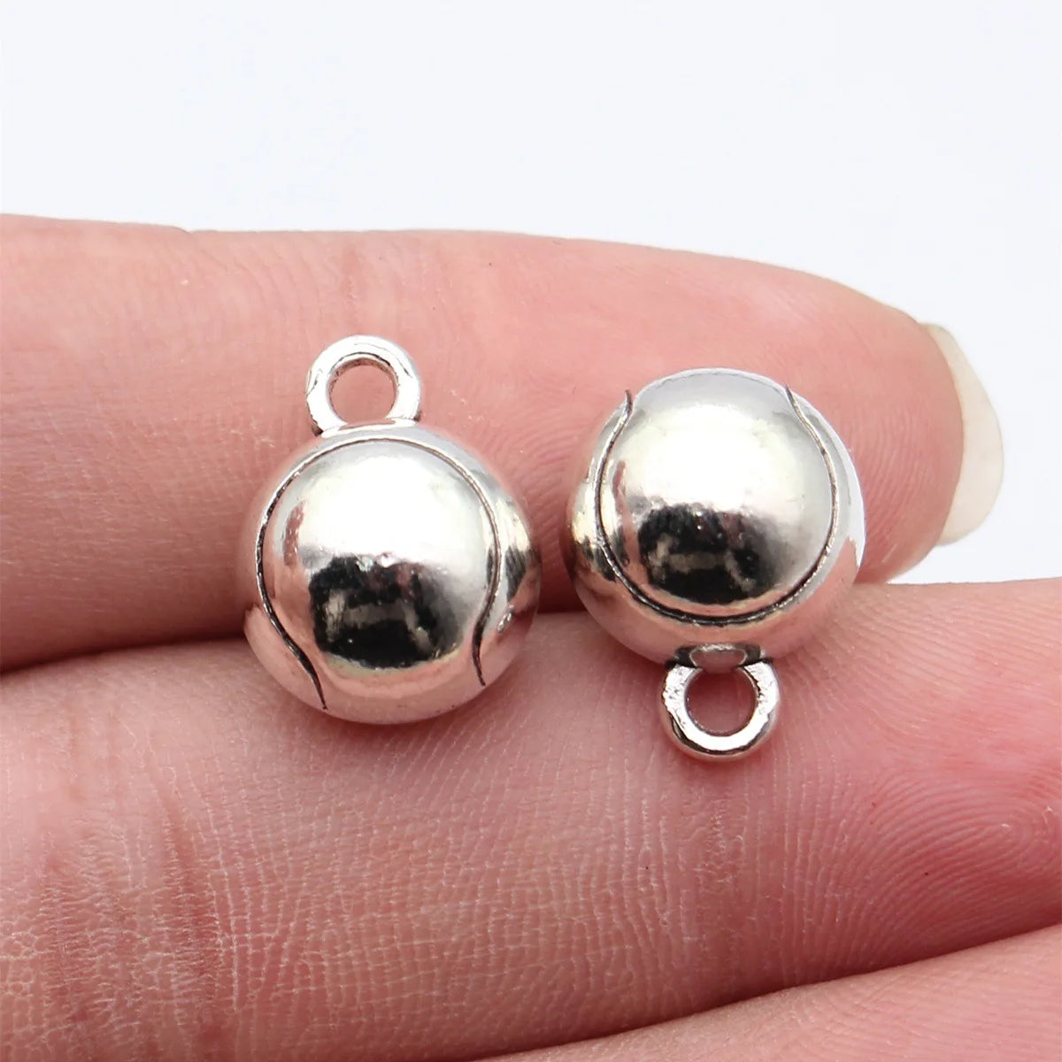 17x14x14mm 8.6g Antique Silver Zinc Alloy 3D Tennis Ball Charm Pendant for DIY Sports Jewelry Making