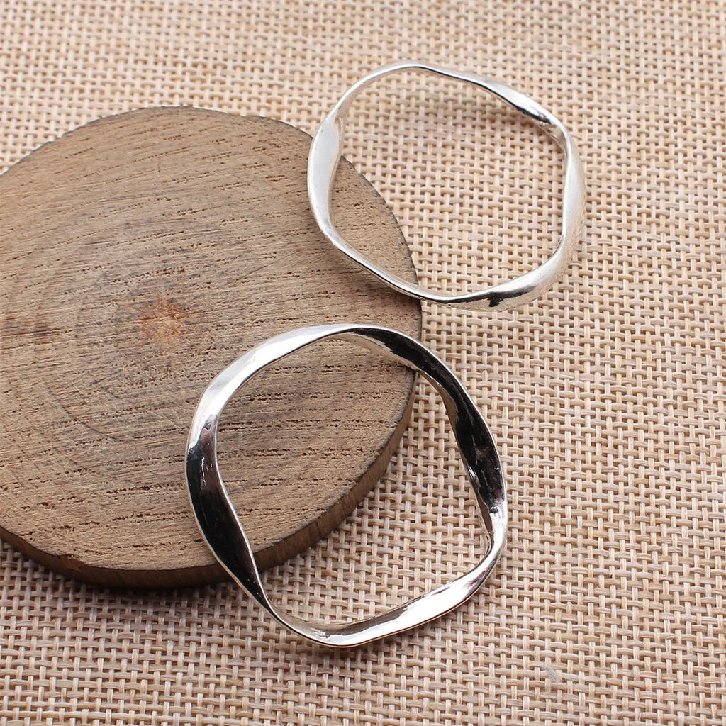 39x38mm 3.9g Antique Silver Tone Zinc Alloy Twisted Irregular Round Ring Charm Pendant for DIY Jewelry