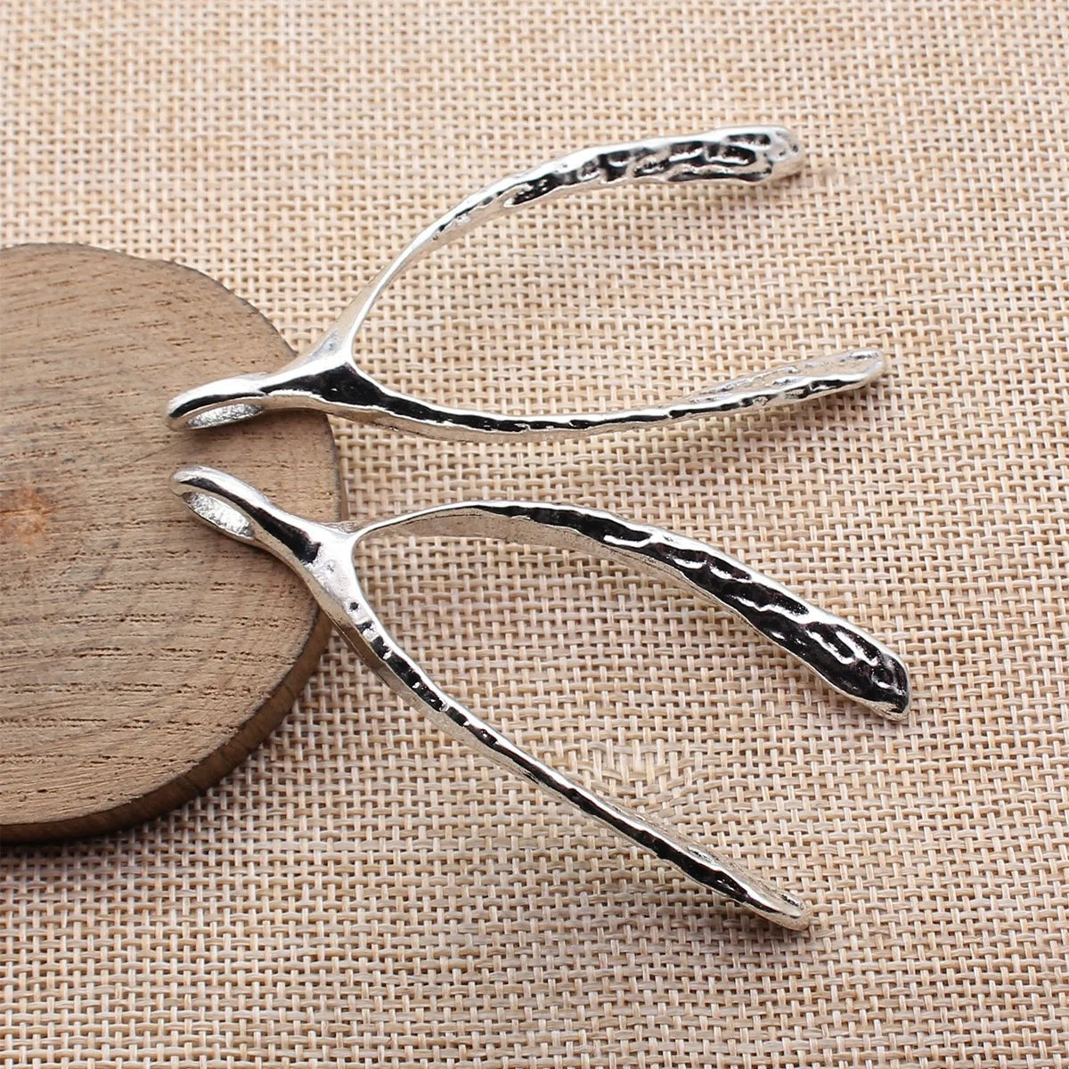 78x32mm 11g Multicolor Zinc Alloy Hammered Wishbone Charm Pendant for DIY Necklace Jewelry Making
