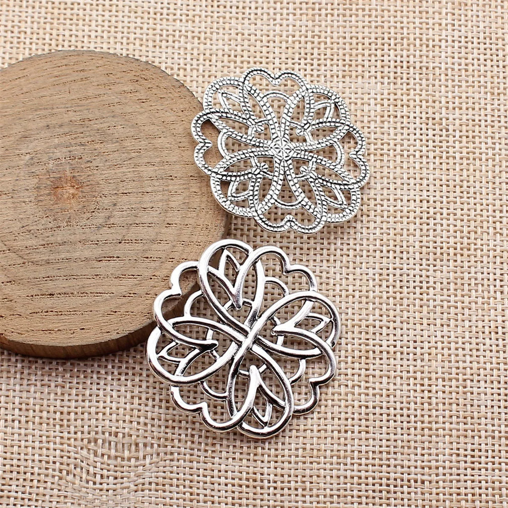 38x38mm 5.6g Antique Silver Zinc Alloy Flower Filigree Charm Pendant for DIY Necklace Making